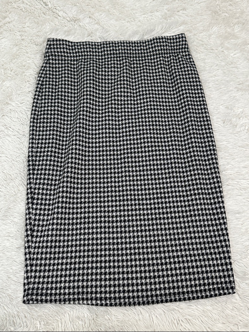 ▪️ Revamped Pencil Skirt